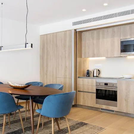 Apartament Liberdade Superb With Ac Elevator Garage Lizbona