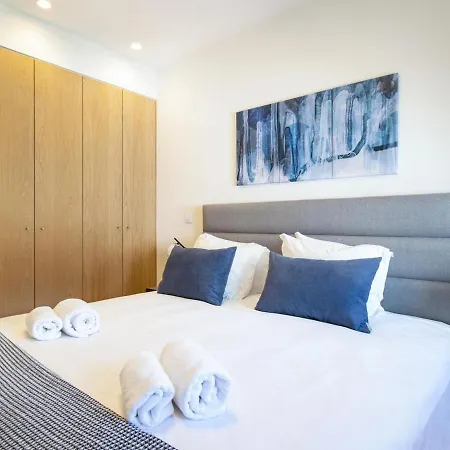 Apartament Liberdade Superb With Ac Elevator Garage Lizbona