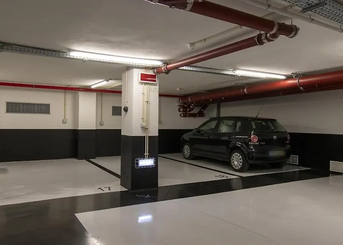 Liberdade Superb With Ac Elevator Garage Apartment *